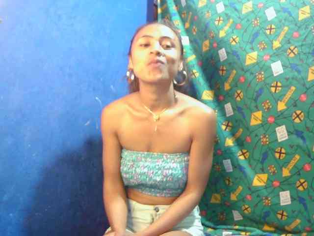 Reinewallashy3 webcam