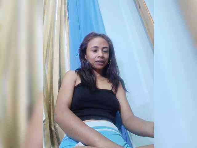 Reinewallashy3 webcam