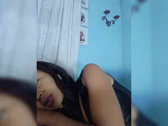 Reinewallashy3 webcam