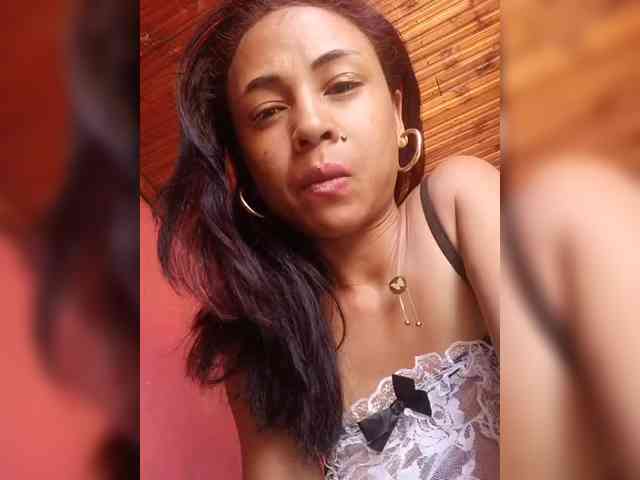 Reinewallashy3 webcam