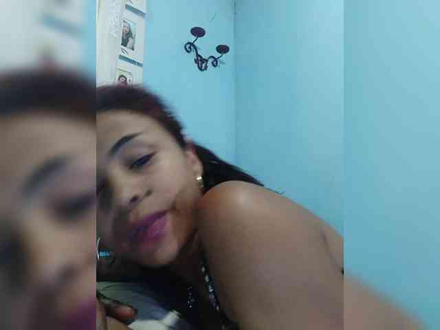 Reinewallashy3 webcam