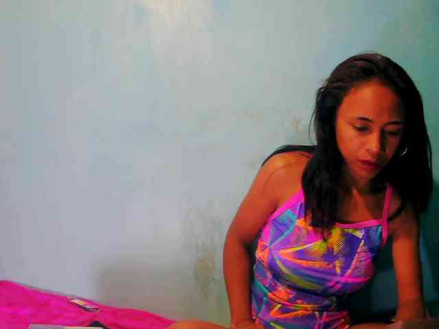 Reinewallashy3 webcam