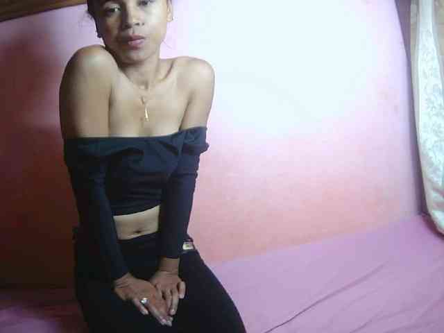 Reinewallashy3 webcam