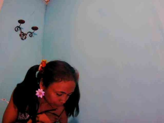 Reinewallashy3 webcam