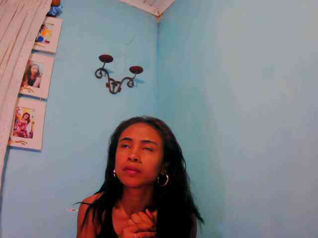 Reinewallashy3 webcam