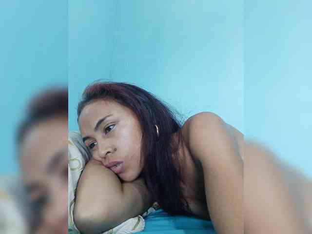 Reinewallashy3 webcam