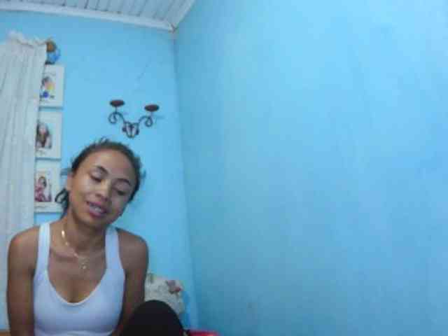 Reinewallashy3 webcam