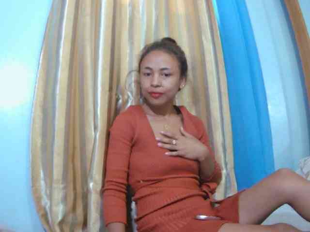 Reinewallashy3 webcam