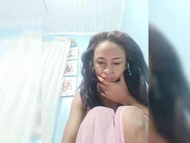 Reinewallashy3 webcam