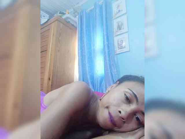 Reinewallashy3 webcam
