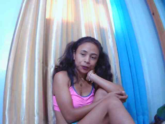 Reinewallashy3 webcam