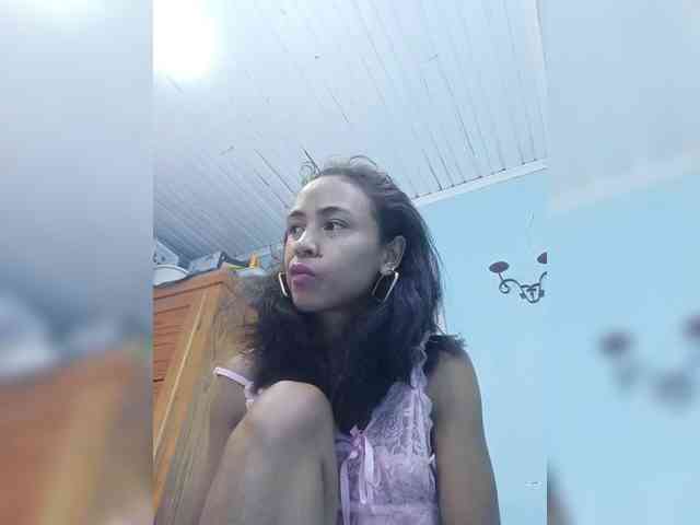 Reinewallashy3 webcam