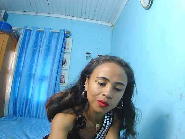 Reinewallashy3 webcam