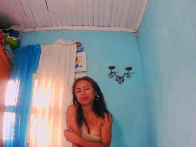 Reinewallashy3 webcam