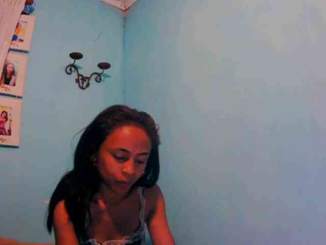 Reinewallashy3 webcam