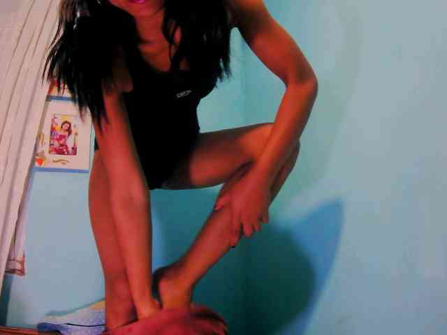 Reinewallashy3 webcam