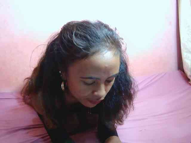 strip chatroom Roxanne03