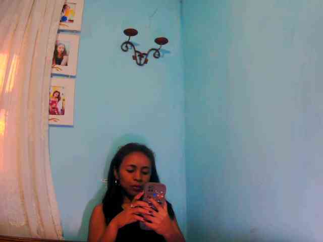 Reinewallashy3 webcam