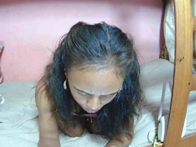 Reinewallashy3 webcam