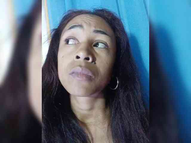 Reinewallashy3 webcam