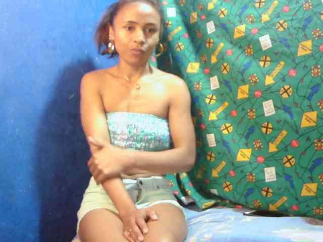 Reinewallashy3 webcam