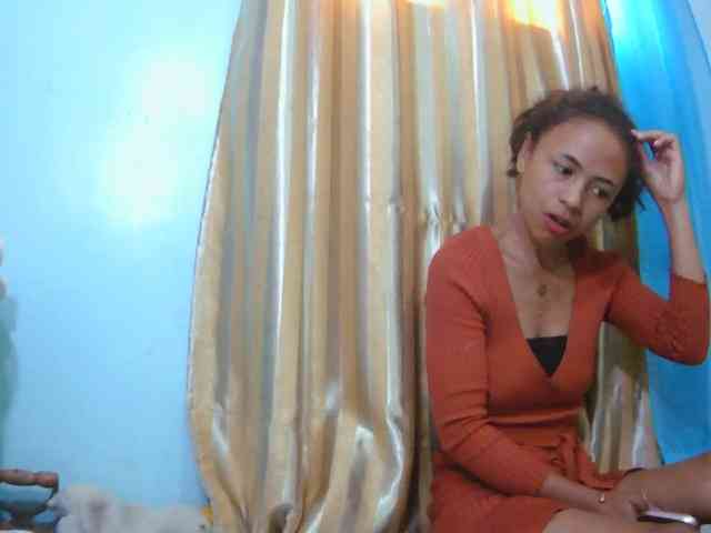 Reinewallashy3 webcam