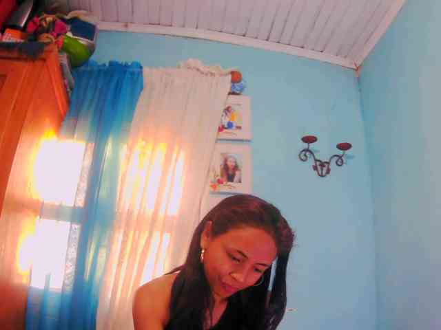 Reinewallashy3 webcam