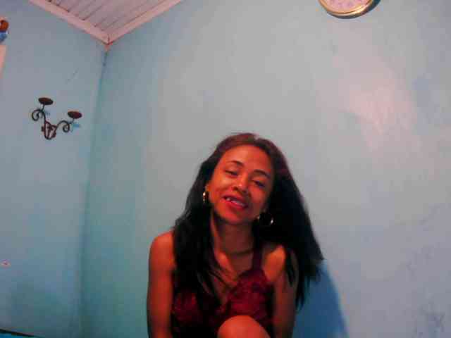 Reinewallashy3 webcam