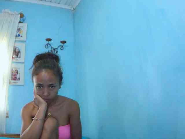 Reinewallashy3 webcam