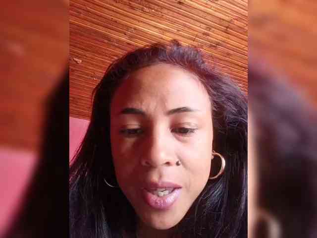 Reinewallashy3 webcam