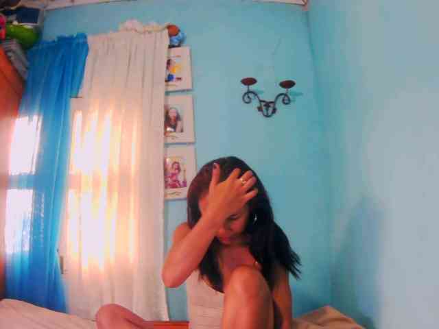 Reinewallashy3 webcam