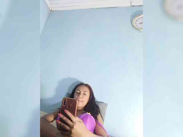 Reinewallashy3 webcam