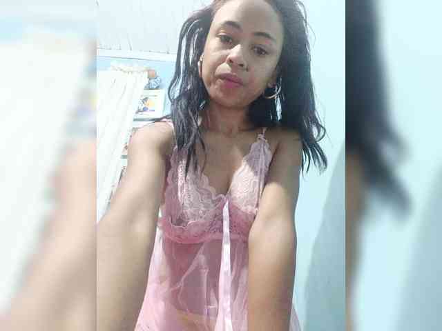 Reinewallashy3 webcam