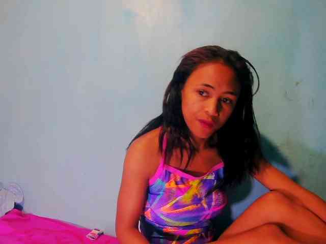 Reinewallashy3 webcam