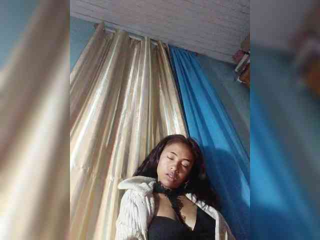 Reinewallashy3 webcam