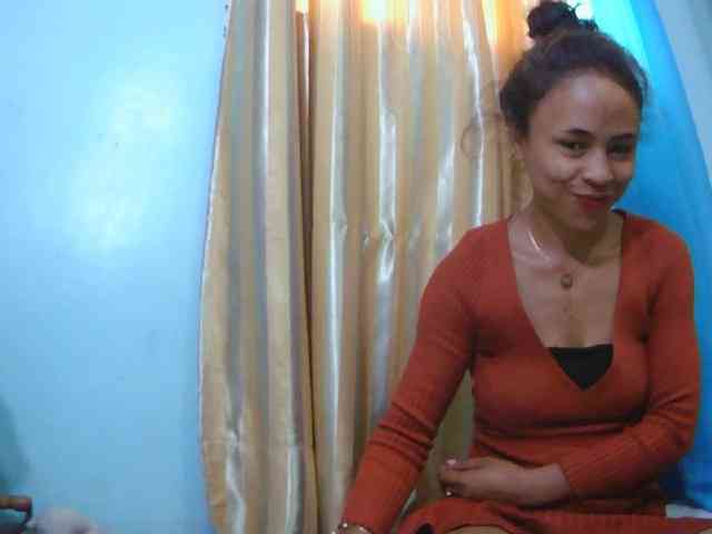 Reinewallashy3 webcam