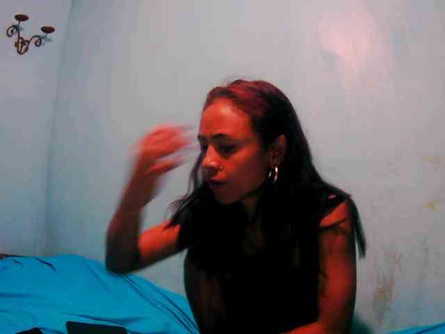 Reinewallashy3 webcam