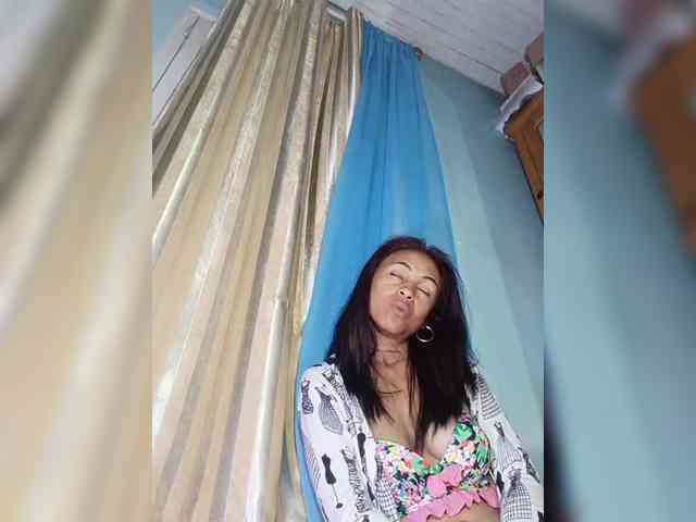 Reinewallashy3 webcam