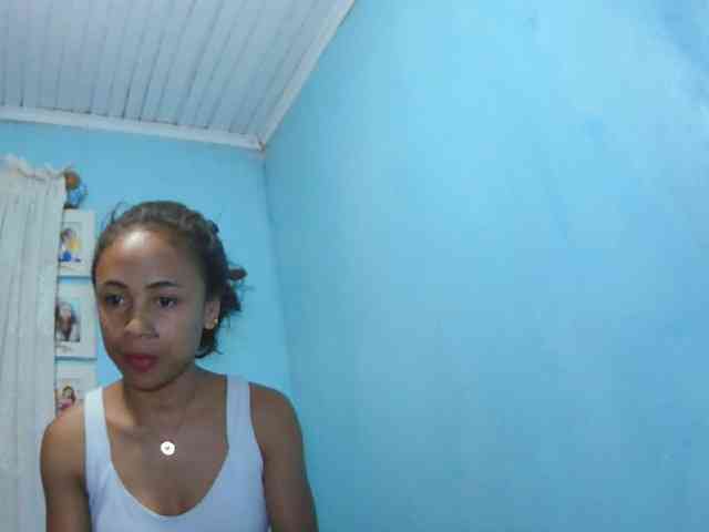 Reinewallashy3 webcam