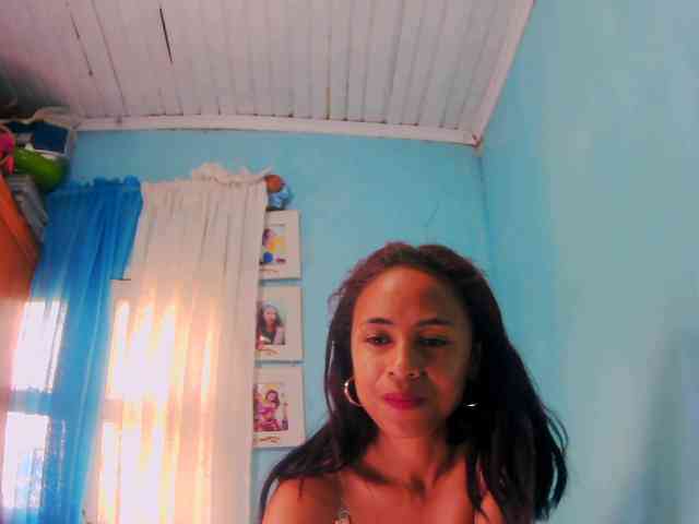 Reinewallashy3 webcam