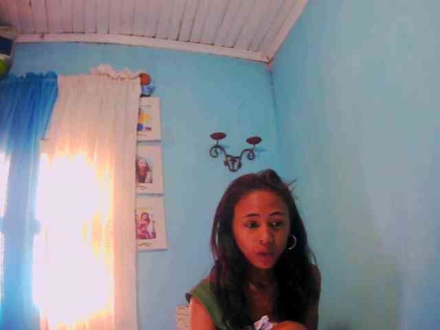 Reinewallashy3 webcam