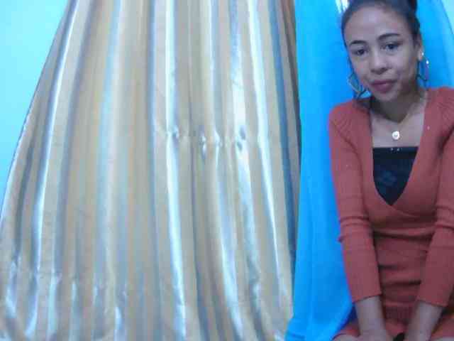 Reinewallashy3 webcam