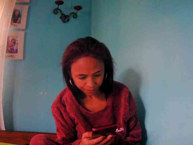 Reinewallashy3 webcam