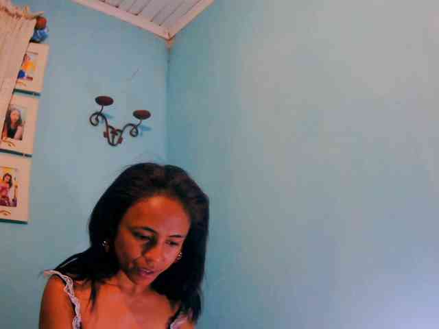 Reinewallashy3 webcam