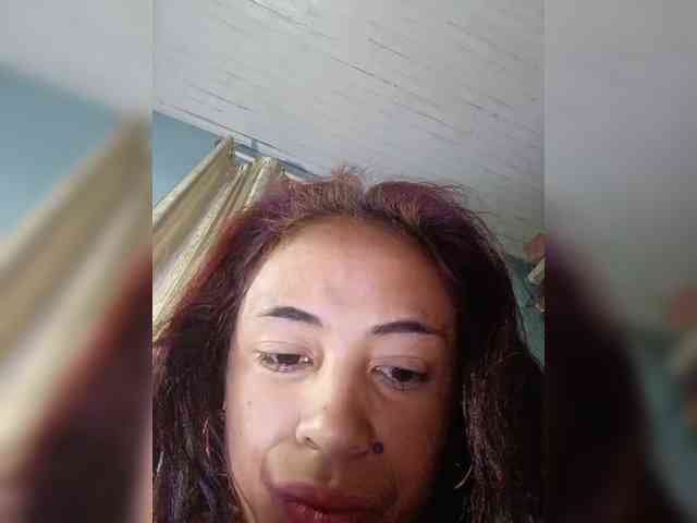 Reinewallashy3 webcam