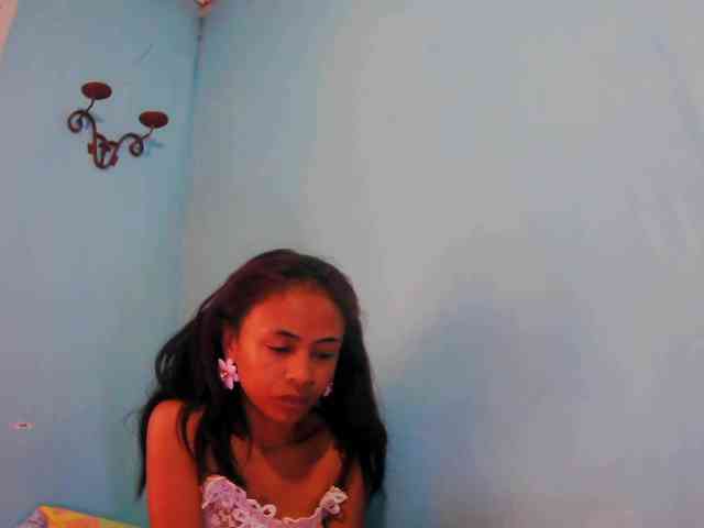 Reinewallashy3 webcam