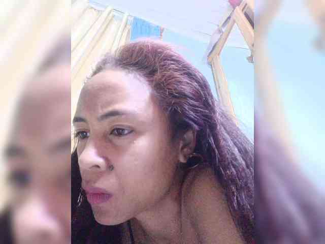 Reinewallashy3 webcam