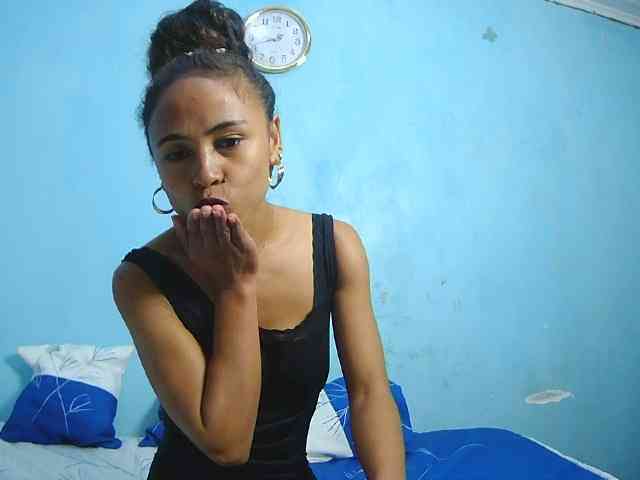 Reinewallashy3 webcam