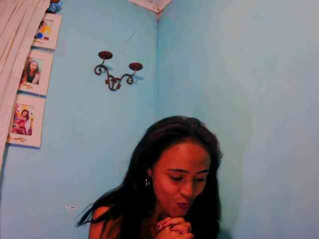 Reinewallashy3 webcam