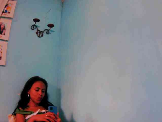 Reinewallashy3 webcam